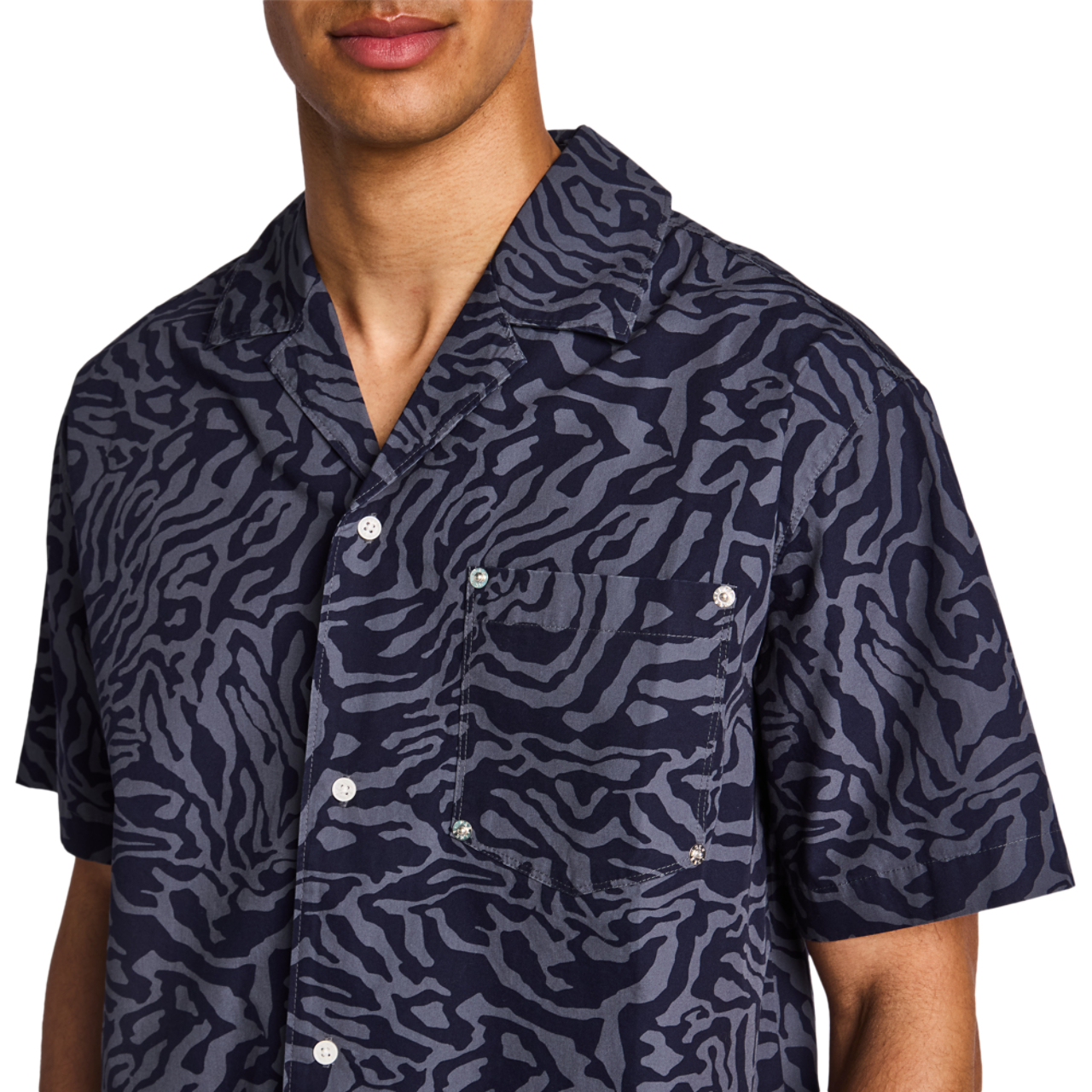 LCKR Tenzin Button Front Shirt Image 5 sur 6. Appuyez pour ouvrir la galerie de photos.