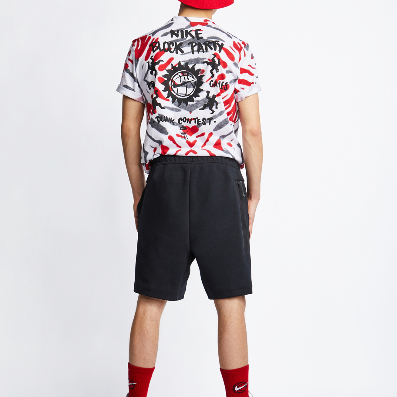 Nike Tech Fleece Image 3 of 4. Tap to open photo gallery.