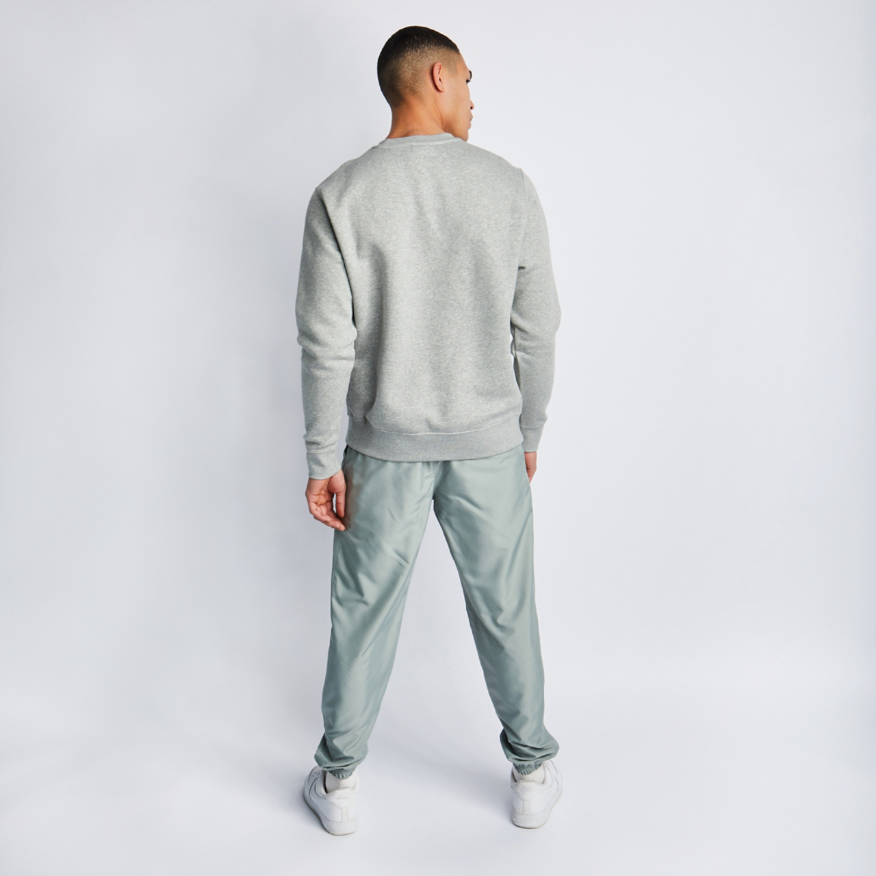 Nike Club  Crew Neck Top Afbeelding 5 van 9. Tik om de fotogalerij te openen..