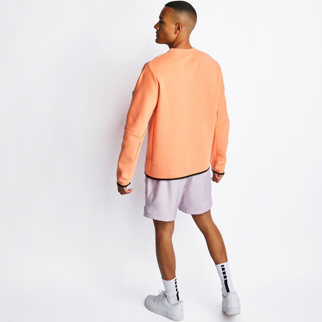 Nike Tech Image 3 of 4. Tap to open photo gallery.