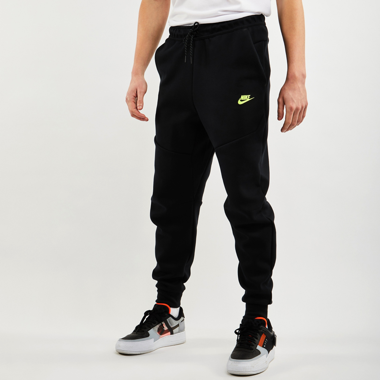Nike Tech Fleece Jogger Cuffed Image 1 of 4. Tap to open photo gallery.