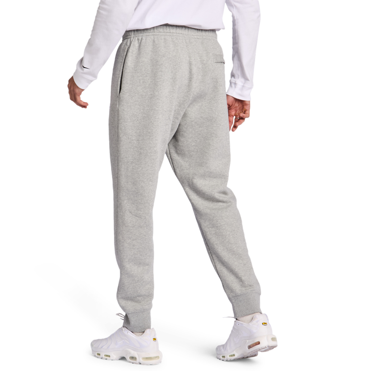 Nike Club Cuffed Pant Afbeelding 4 van 7. Tik om de fotogalerij te openen..