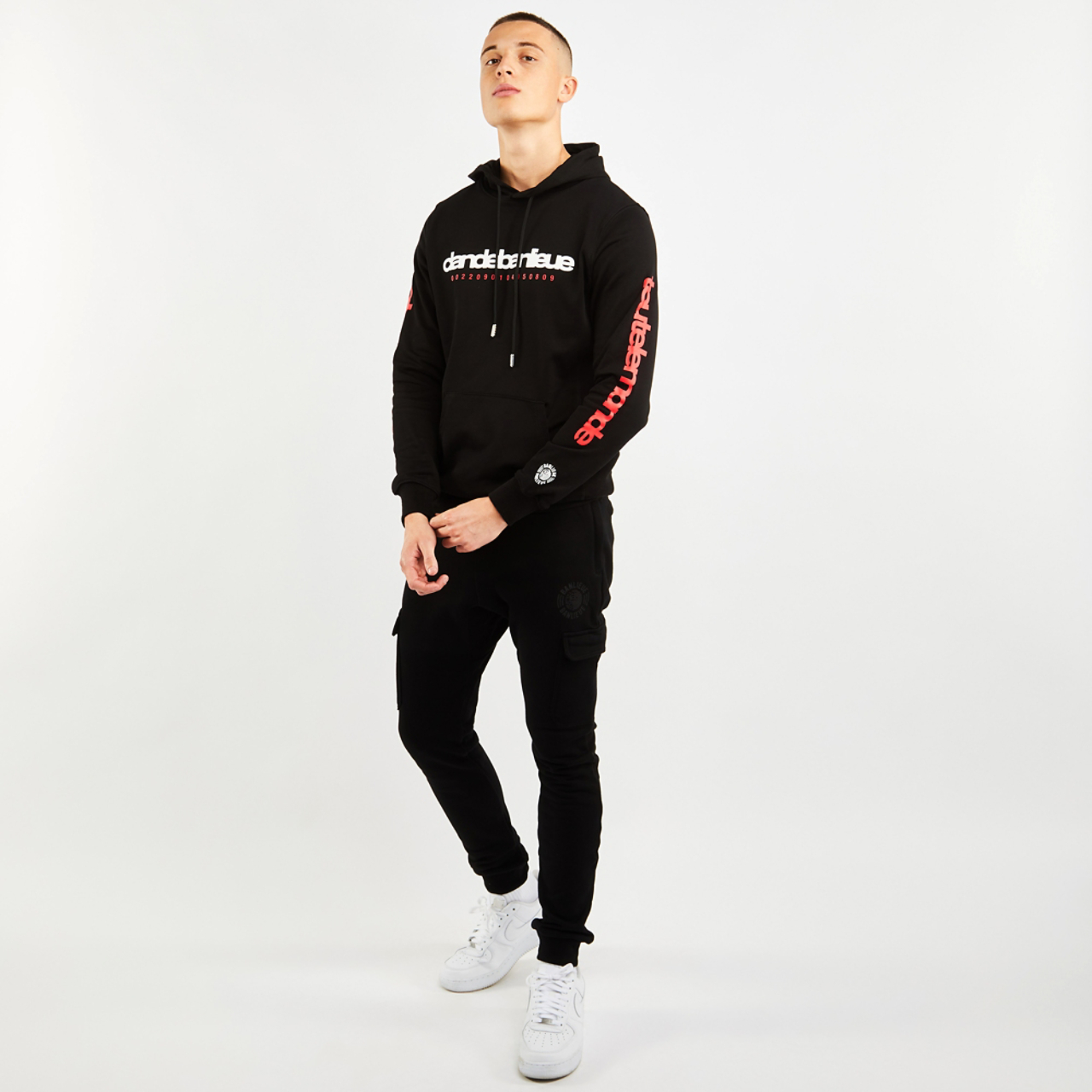 Banlieue Notre Temps Image 2 of 4. Tap to open photo gallery.