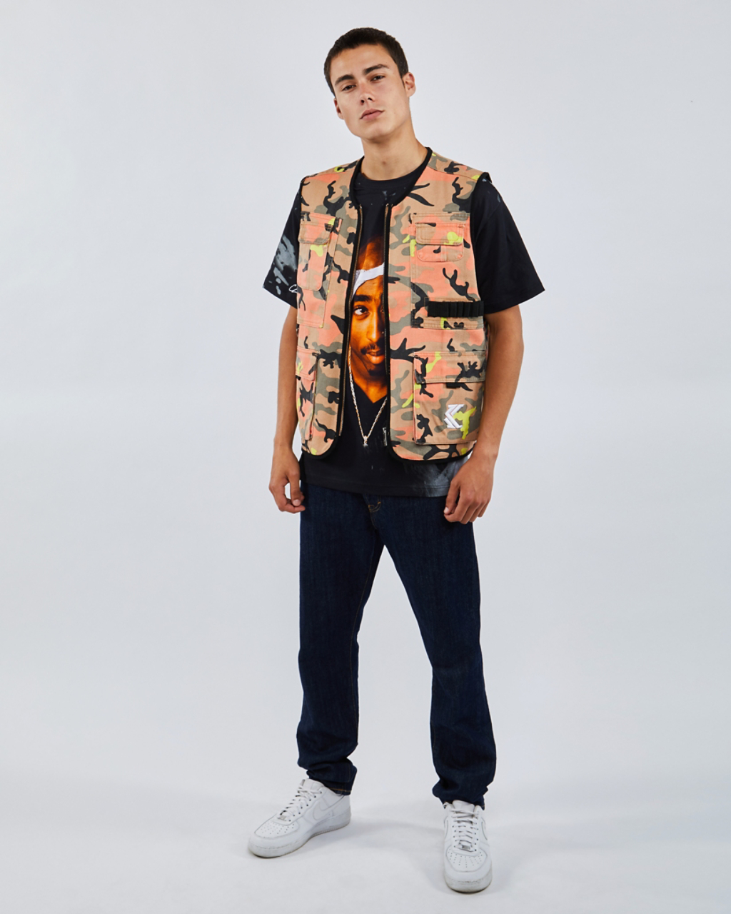 Karl Kani Camo Utility Afbeelding 2 van 4. Tik om de fotogalerij te openen..