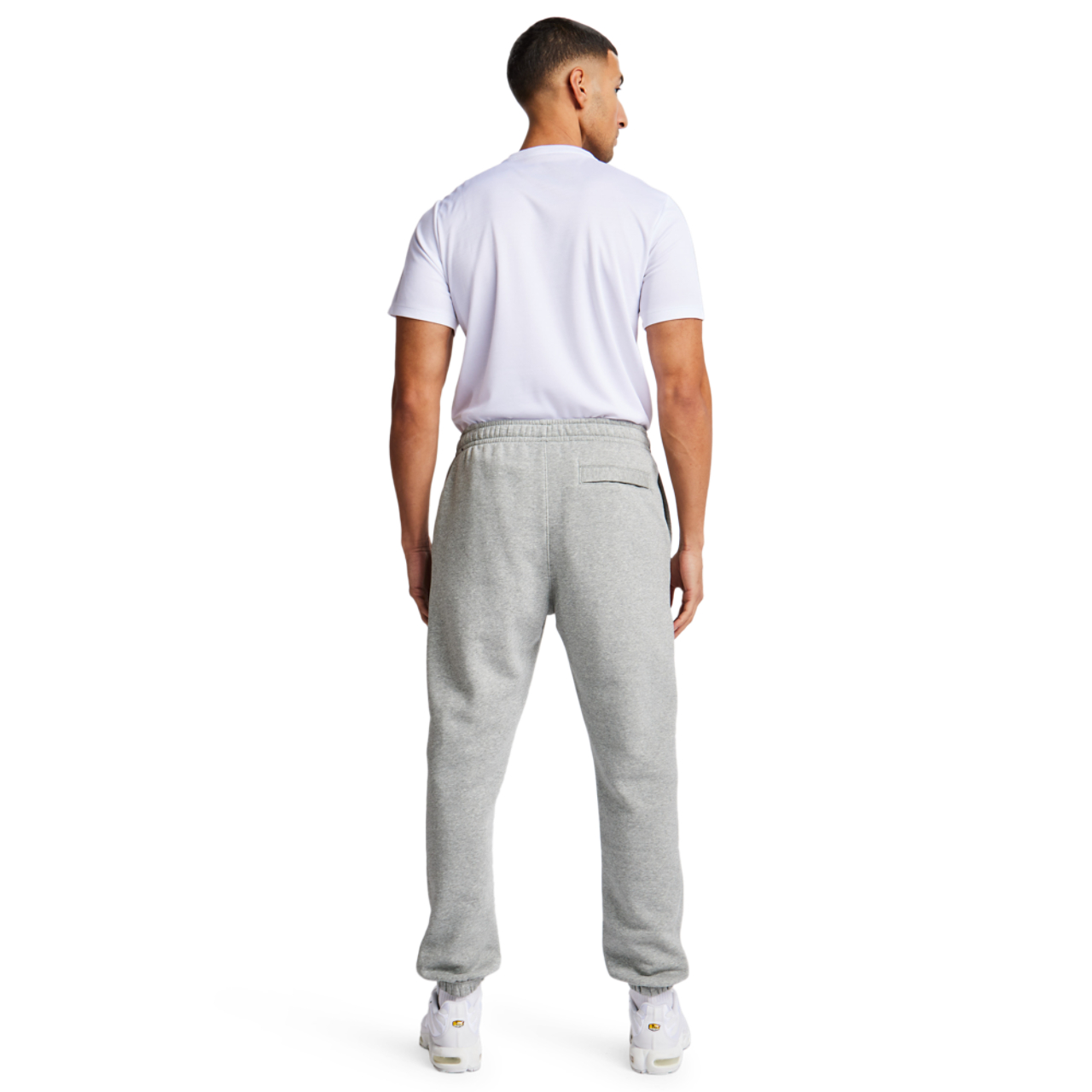 Nike Club Comf Cuffed Pant Afbeelding 5 van 8. Tik om de fotogalerij te openen..