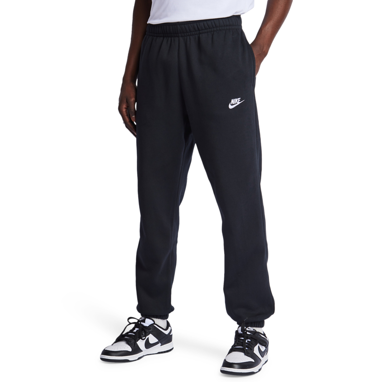 Nike Club Comf Cuffed Pant Imagen 1 de 4. Toque para abrir la galería de fotos.
