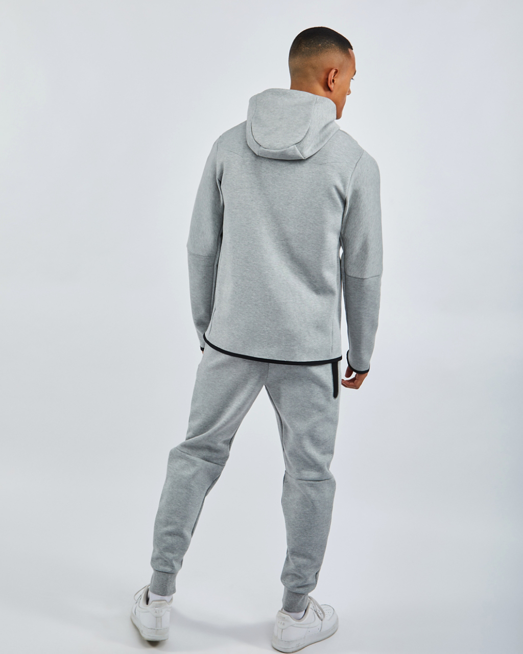 Nike Tech Fleece Full Zip Afbeelding 3 van 4. Tik om de fotogalerij te openen..