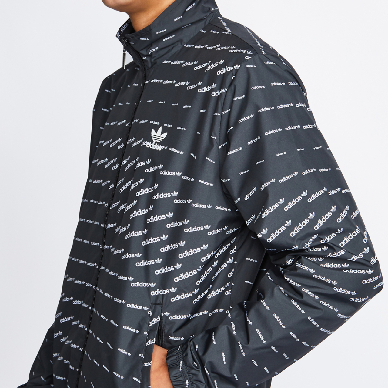 adidas Originals Imagen 4 de 4. Toque para abrir la galería de fotos.