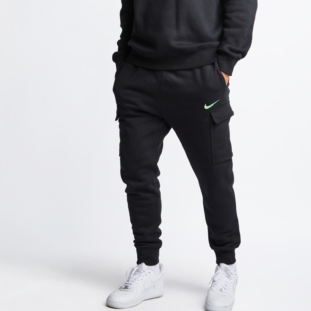 Nike T100 Cargo Image 4 of 4. Tap to open photo gallery.