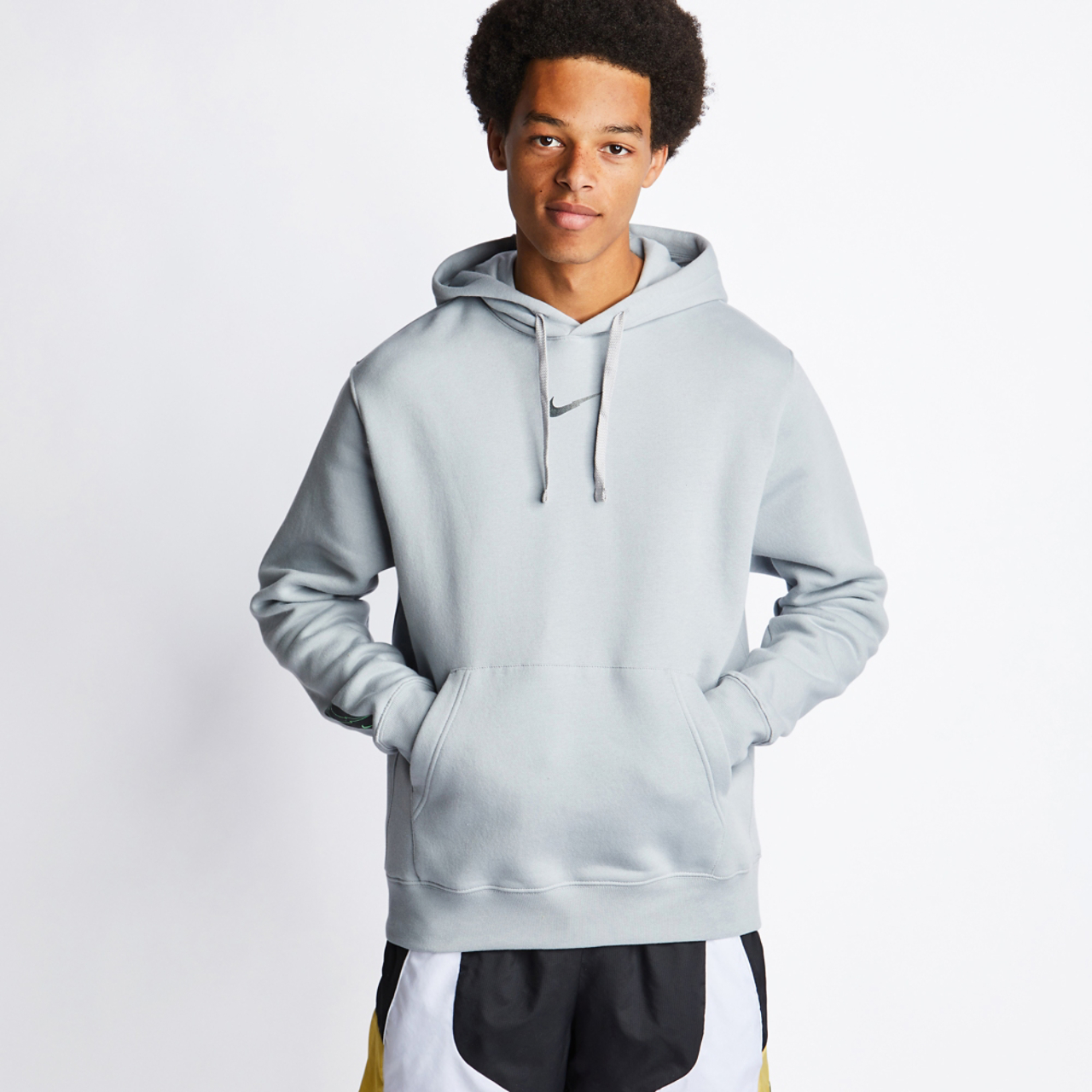 Nike T100 Over The Head Image 5 of 5. Tap to open photo gallery.