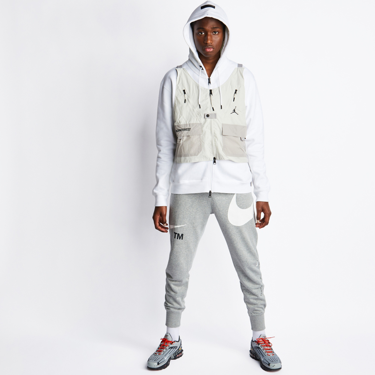 Jordan 23 Engineered Full-zip Image 2 of 4. Tap to open photo gallery.