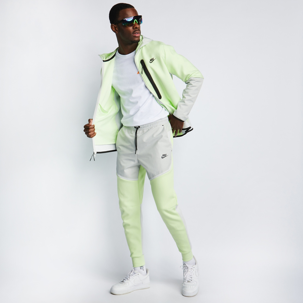 Nike Tech Mix Cuffed Pant Image 2 of 4. Tap to open photo gallery.