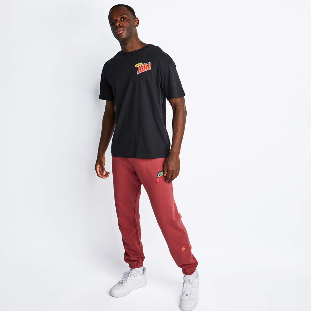 Nike Sportswear Shortsleeve Image 2 of 4. Tap to open photo gallery.