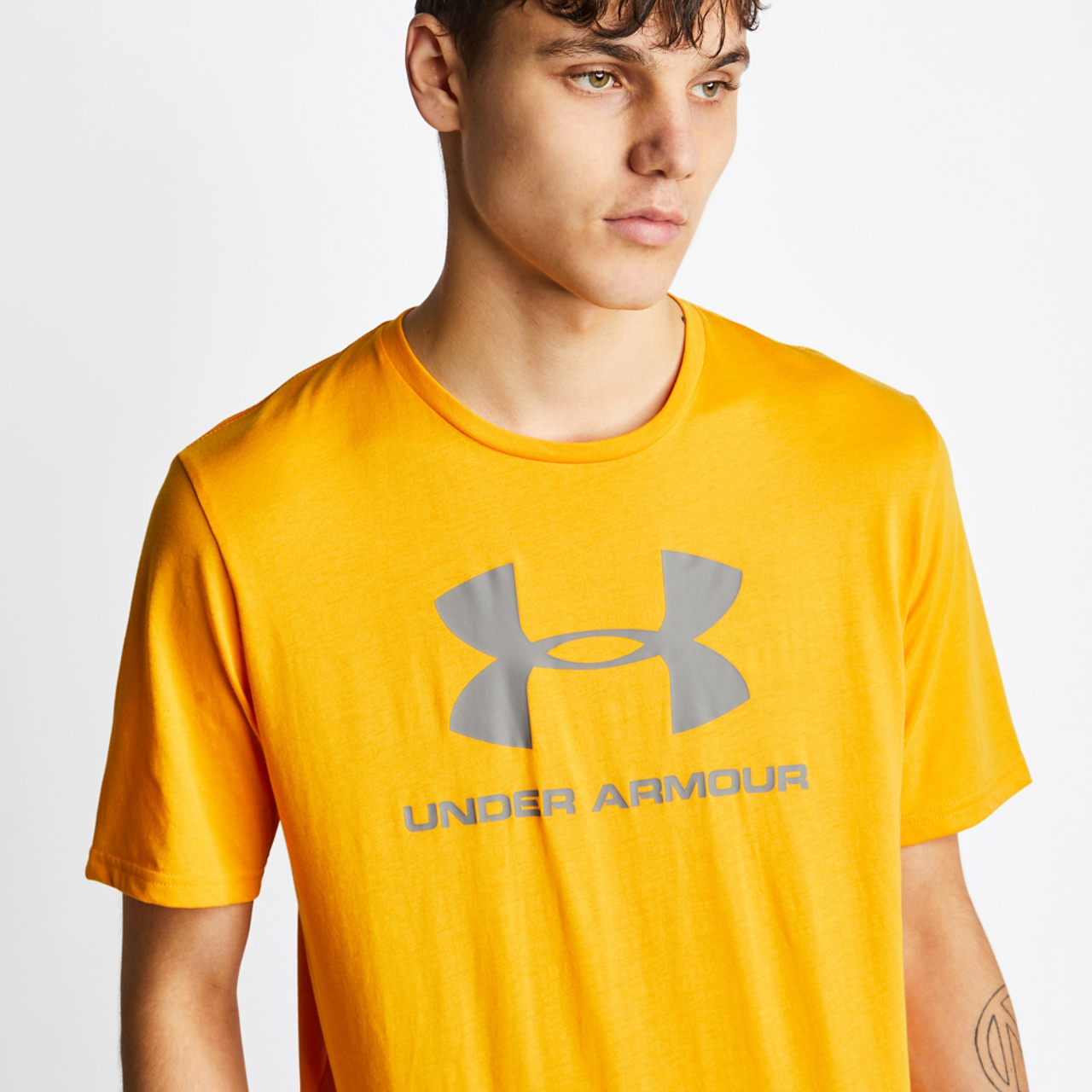 Under Armour Shortsleeve Image 2 of 5. Tap to open photo gallery.