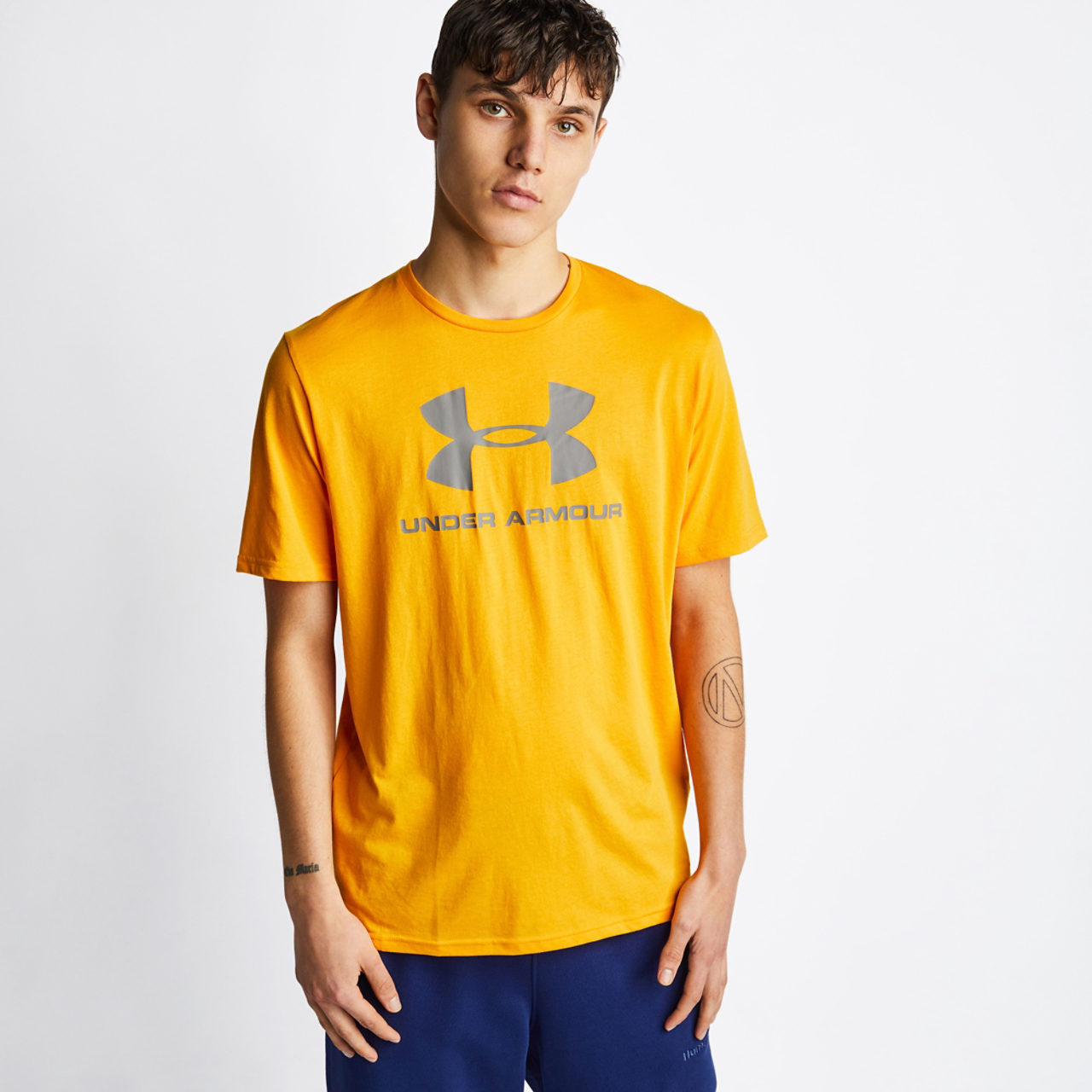 Under Armour Shortsleeve Image 5 of 5. Tap to open photo gallery.