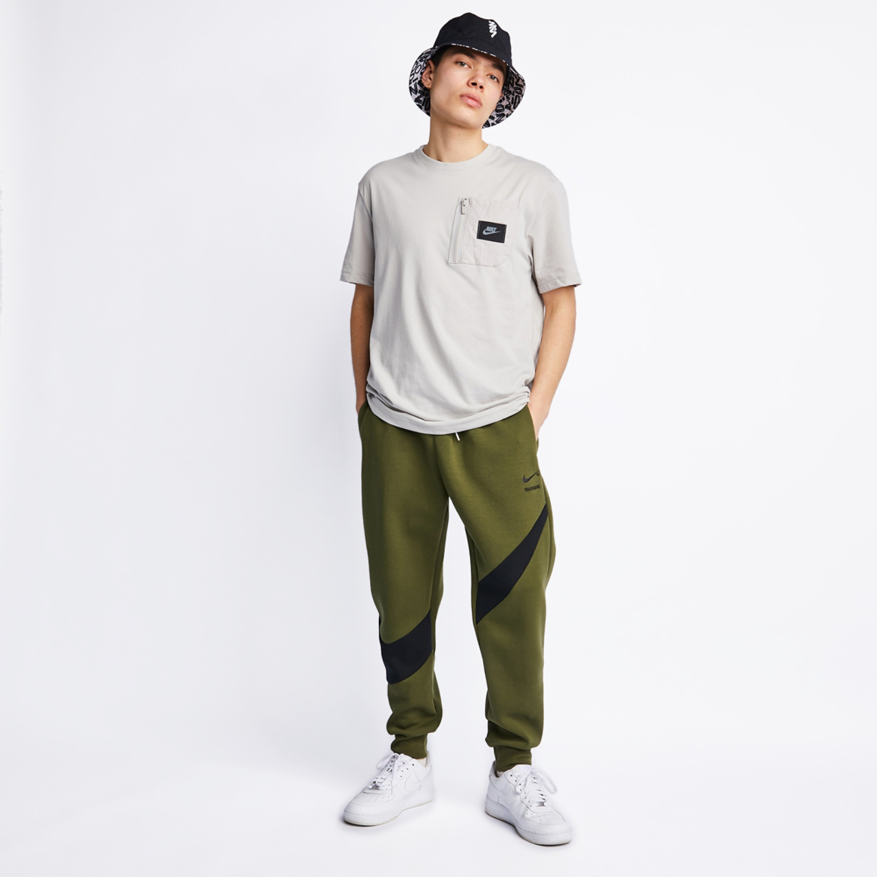 Nike Sportswear Spu Shortsleeve Tee Image 2 of 4. Tap to open photo gallery.