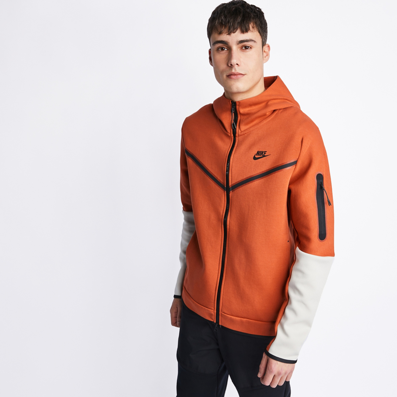 Nike Tech  Full-zip Hoody Image 1 of 4. Tap to open photo gallery.