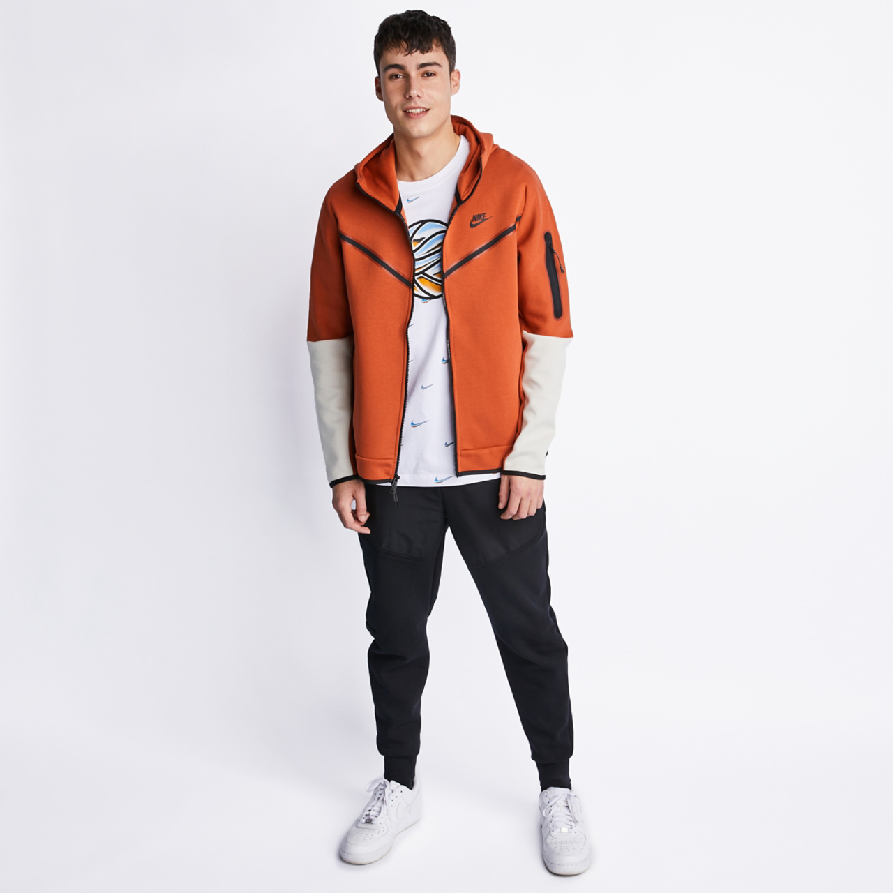 Nike Tech  Full-zip Hoody Image 2 of 4. Tap to open photo gallery.