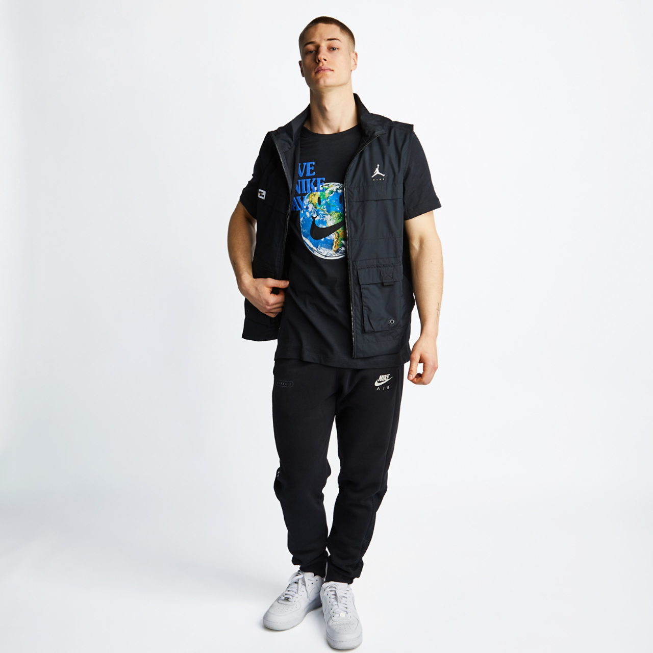 Nike Sportswear  Shortsleeve Tee Image 2 of 4. Tap to open photo gallery.