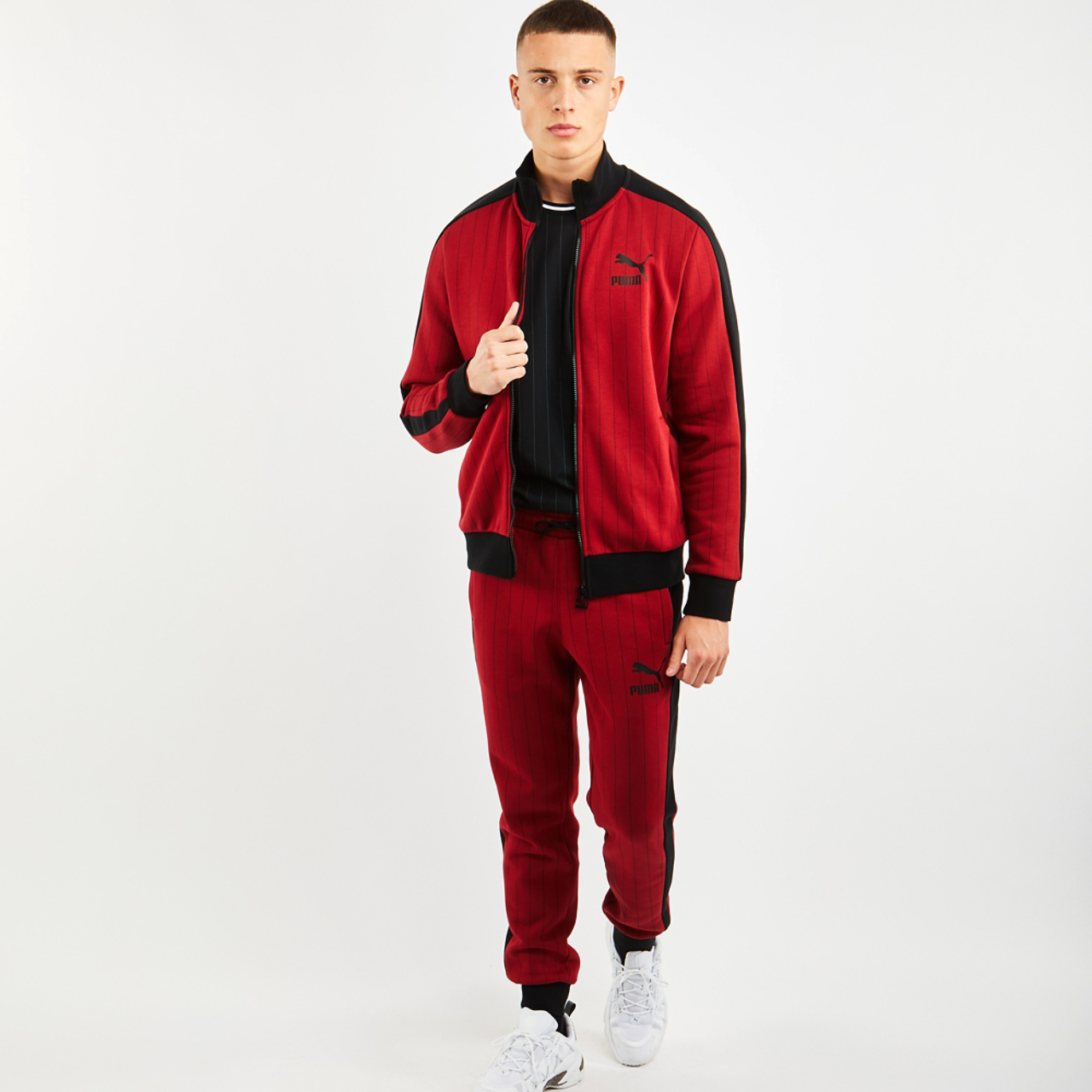 Puma Pinstripe Afbeelding 2 van 4. Tik om de fotogalerij te openen..