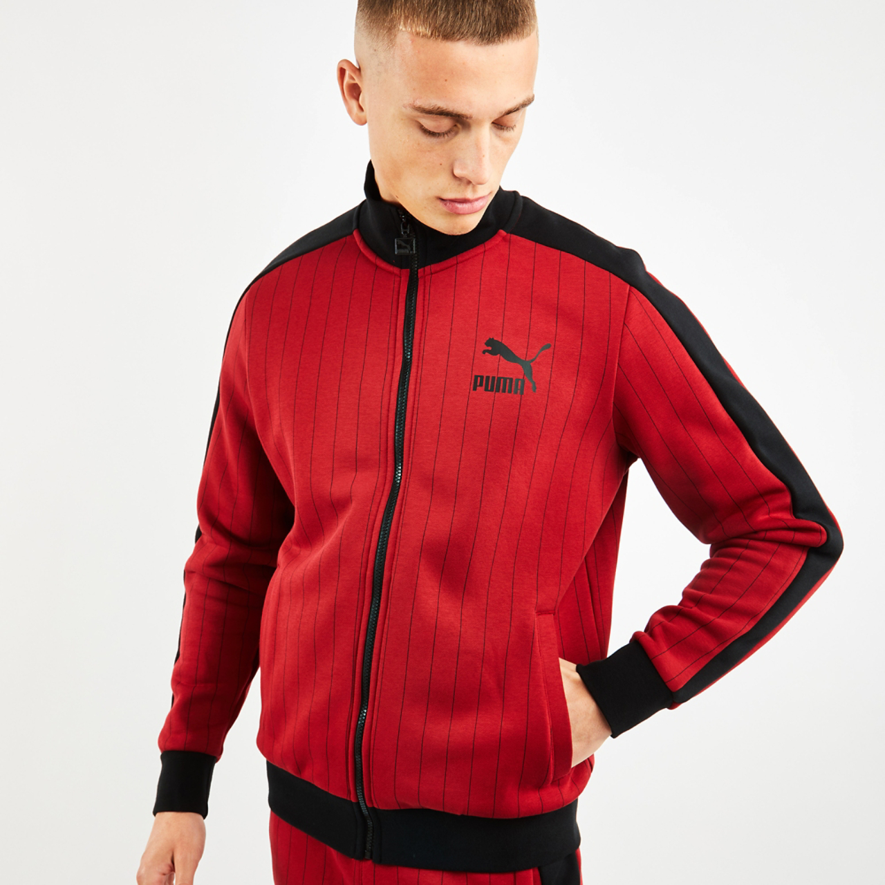 Puma Pinstripe Afbeelding 4 van 4. Tik om de fotogalerij te openen..