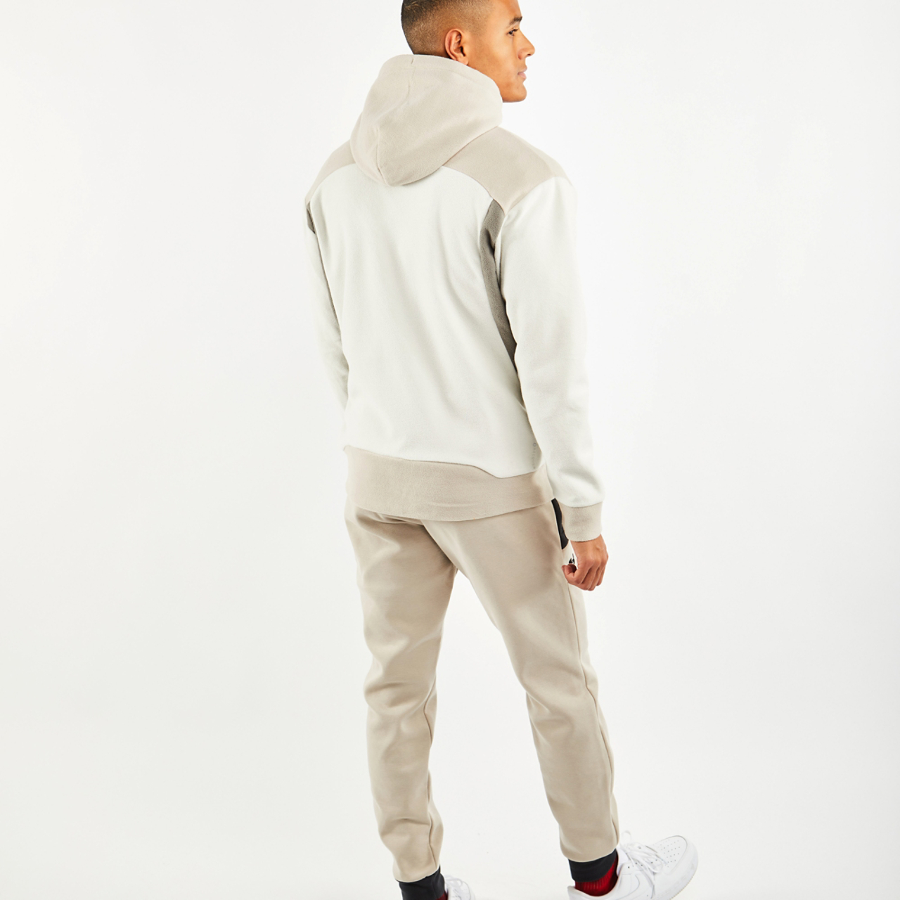 Under Armour Recovery Full Zip Afbeelding 3 van 4. Tik om de fotogalerij te openen..