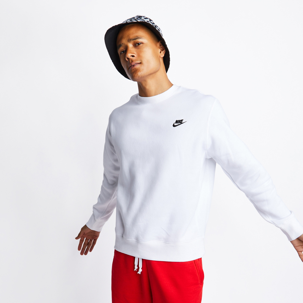 Nike Club Fleece Crew Afbeelding 2 van 4. Tik om de fotogalerij te openen..