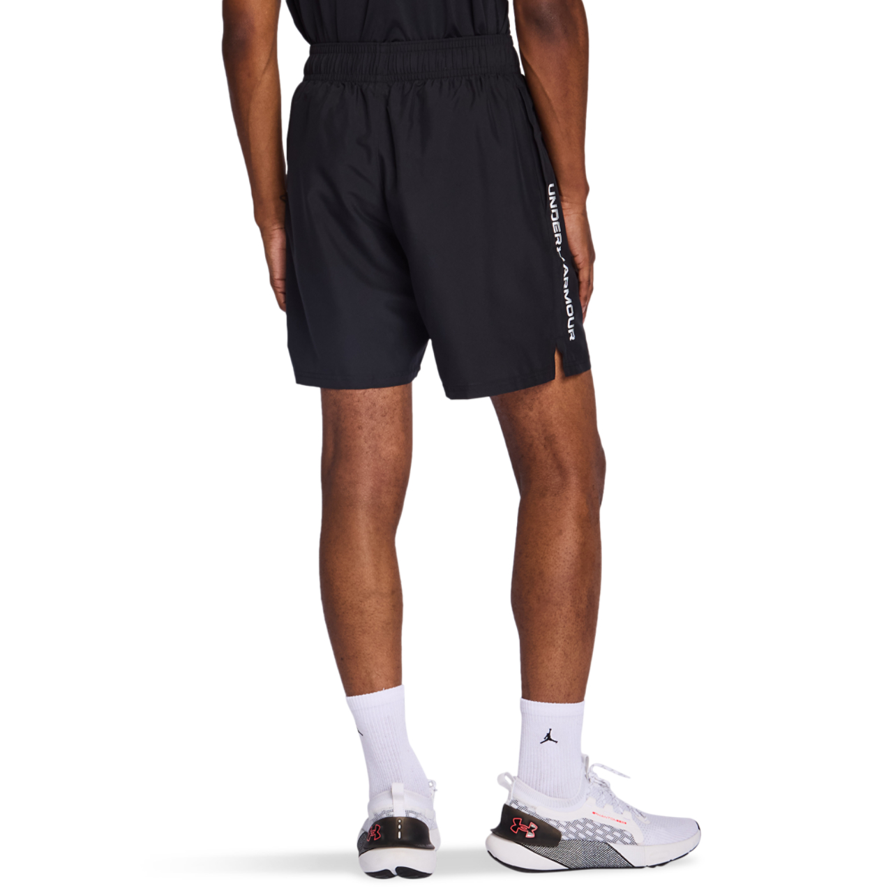 Under Armour Woven Workmark Image 4 sur 7. Appuyez pour ouvrir la galerie de photos.