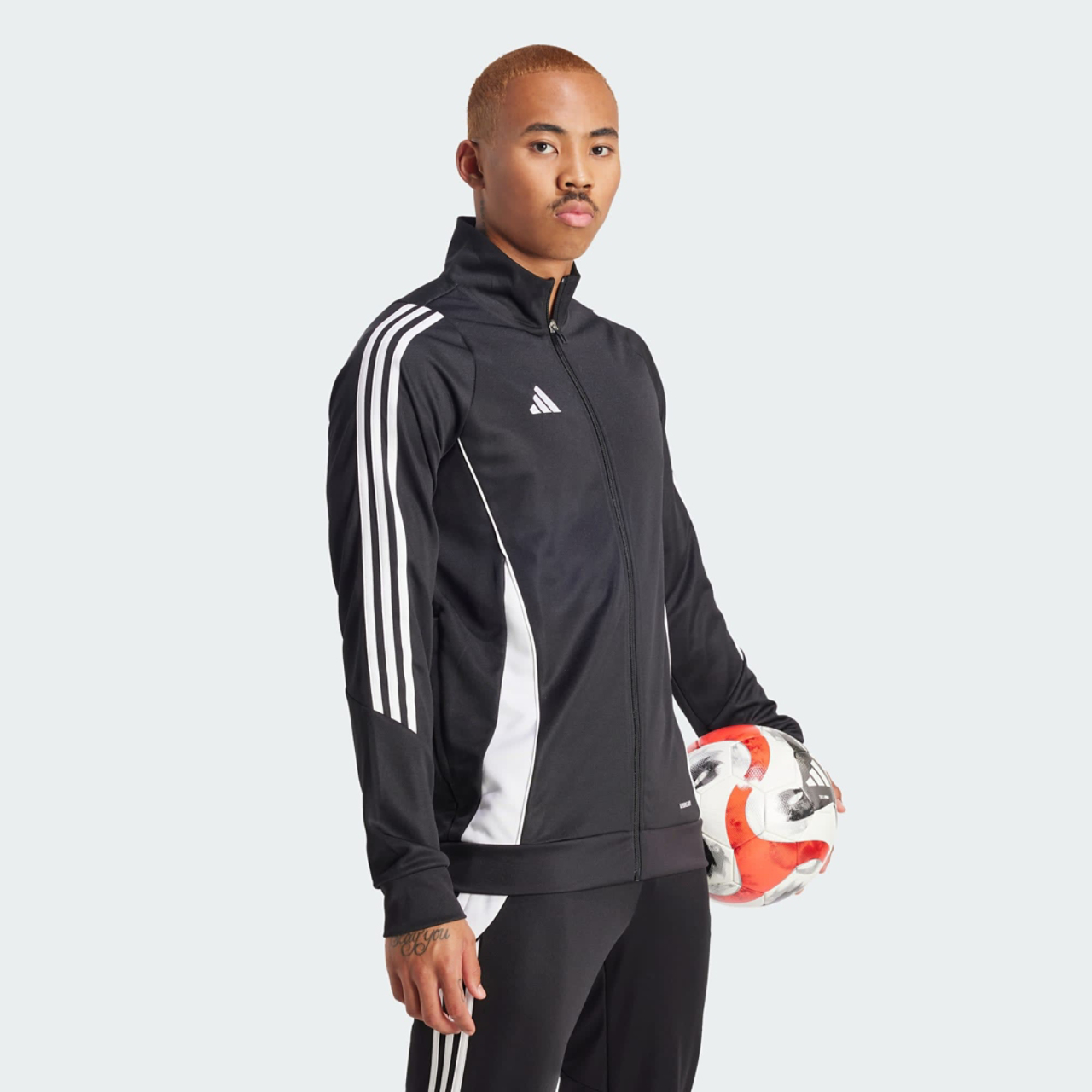 adidas Tiro 24 Training Image 2 sur 4. Appuyez pour ouvrir la galerie de photos.