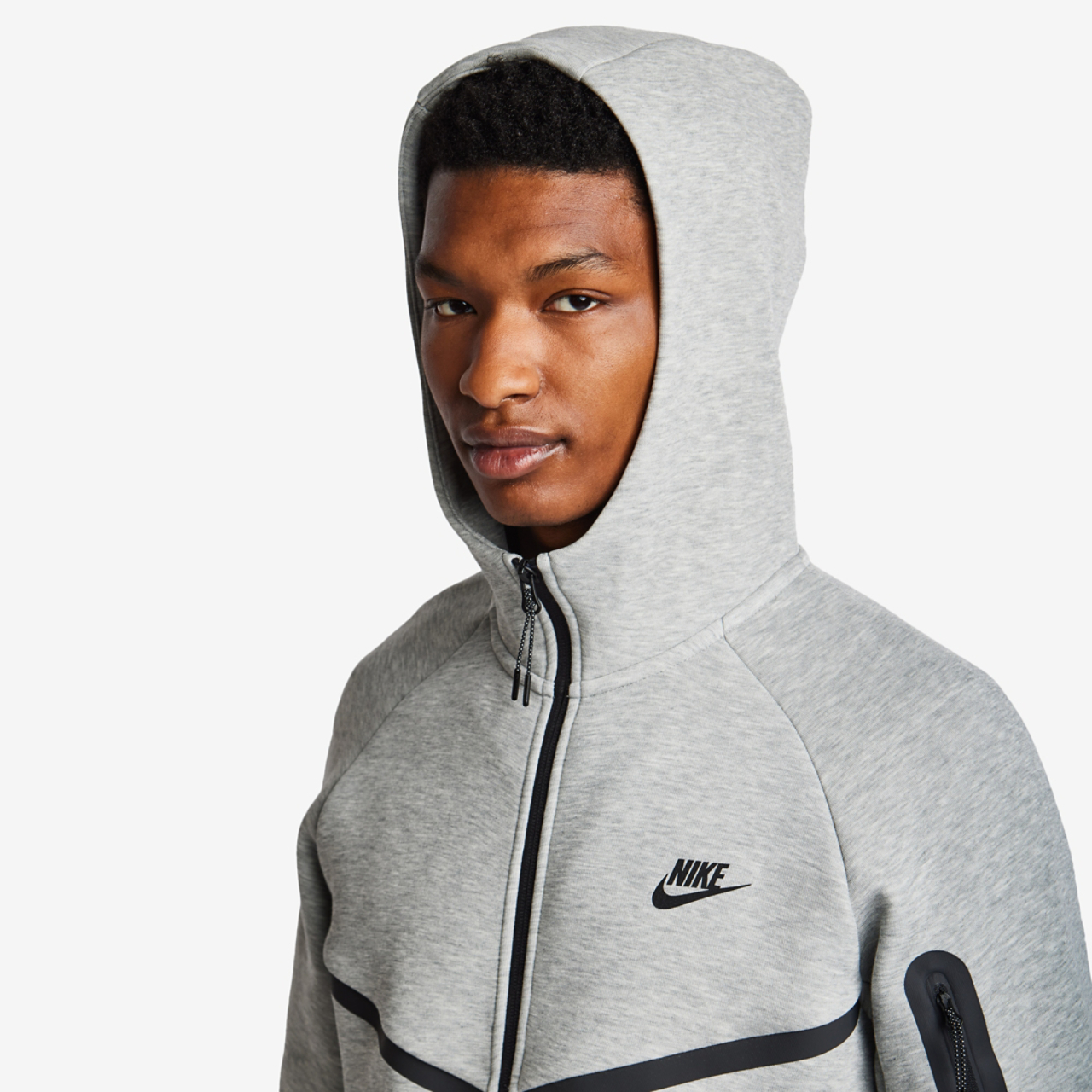 Nike Tech Fleece Image 4 of 5. Tap to open photo gallery.