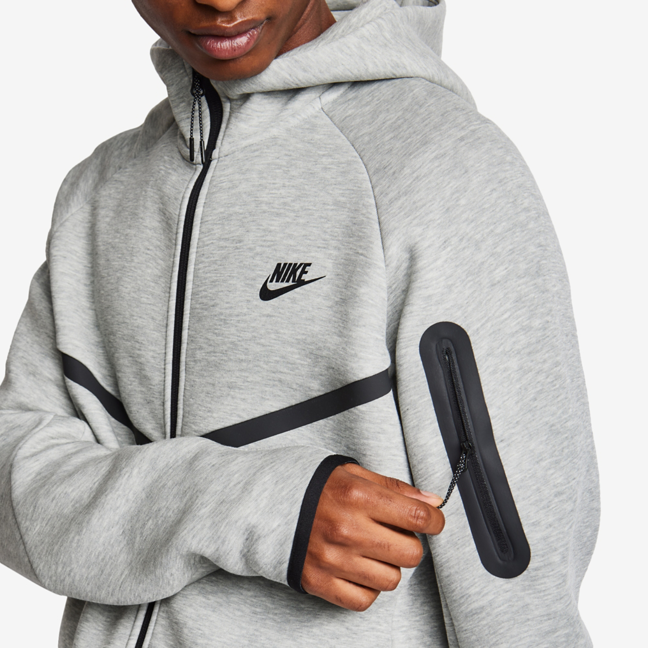 Nike Tech Fleece Image 5 of 5. Tap to open photo gallery.