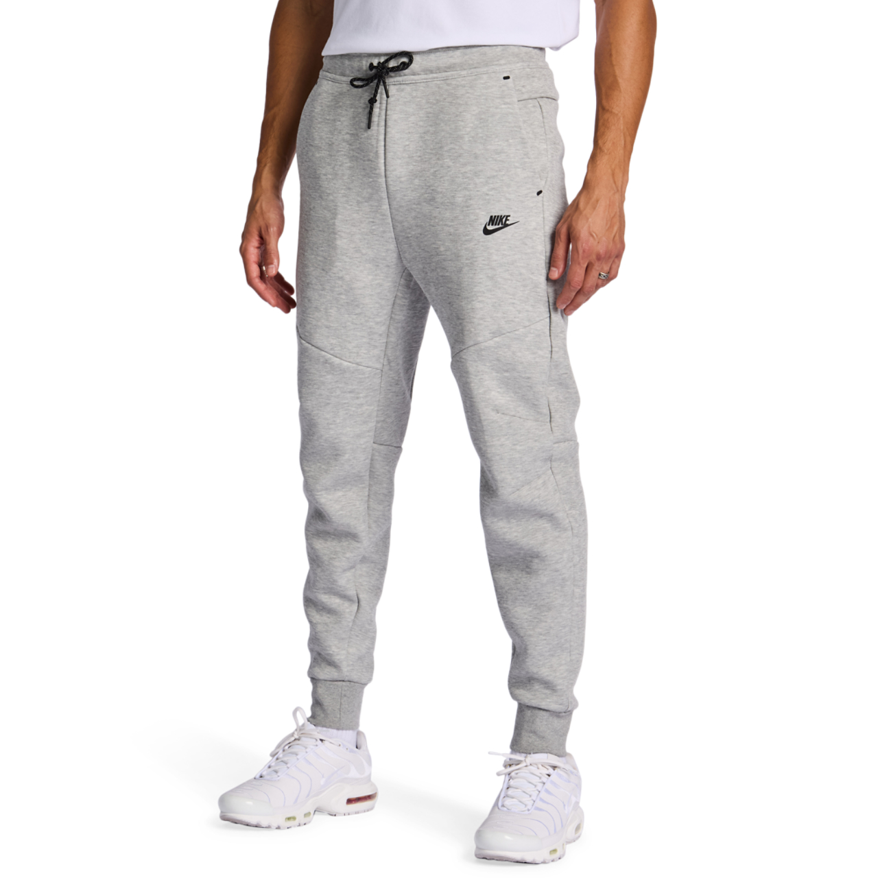 Nike Tech Fleece Afbeelding 1 van 6. Tik om de fotogalerij te openen..
