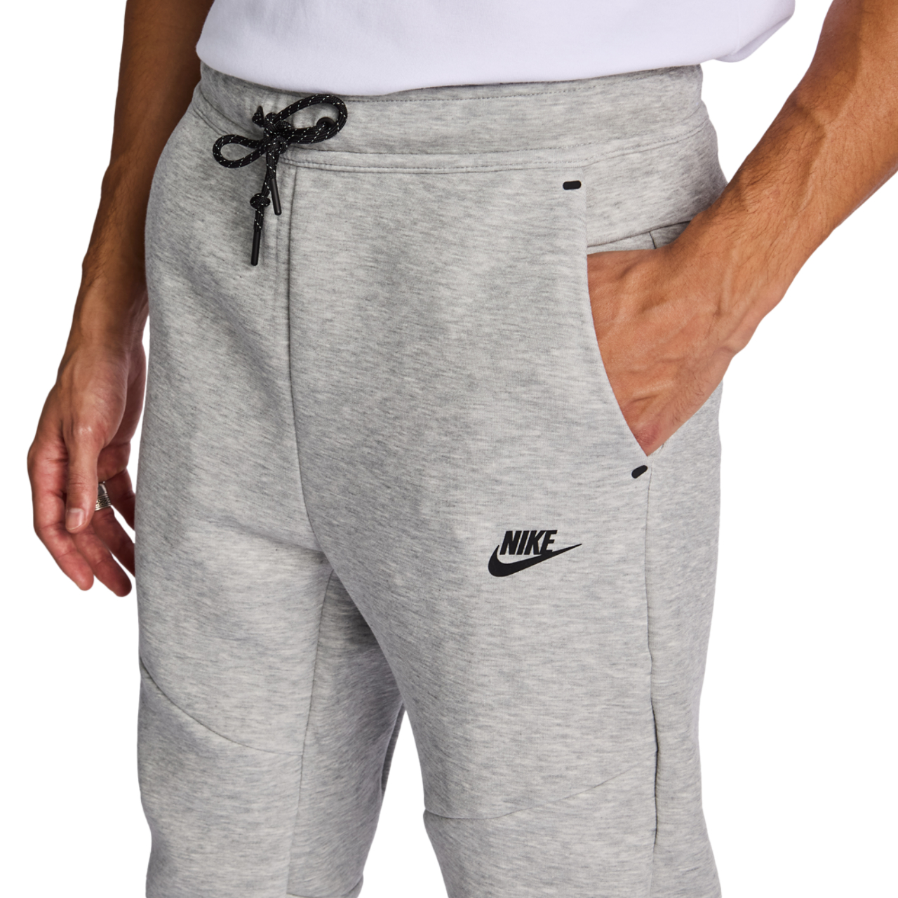 Nike Tech Fleece Afbeelding 6 van 6. Tik om de fotogalerij te openen..