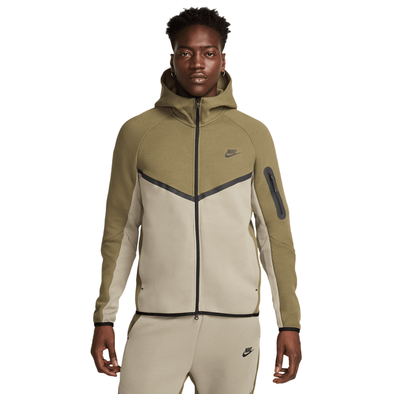 Nike Tech Fleece Image 1 of 5. Tap to open photo gallery.