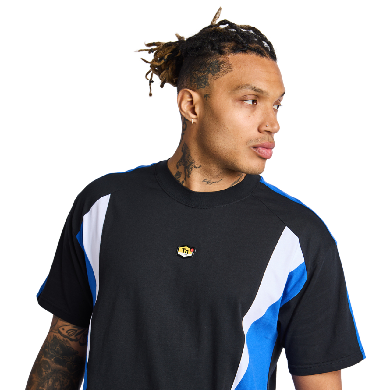 Nike Tuned Image 4 sur 4. Appuyez pour ouvrir la galerie de photos.