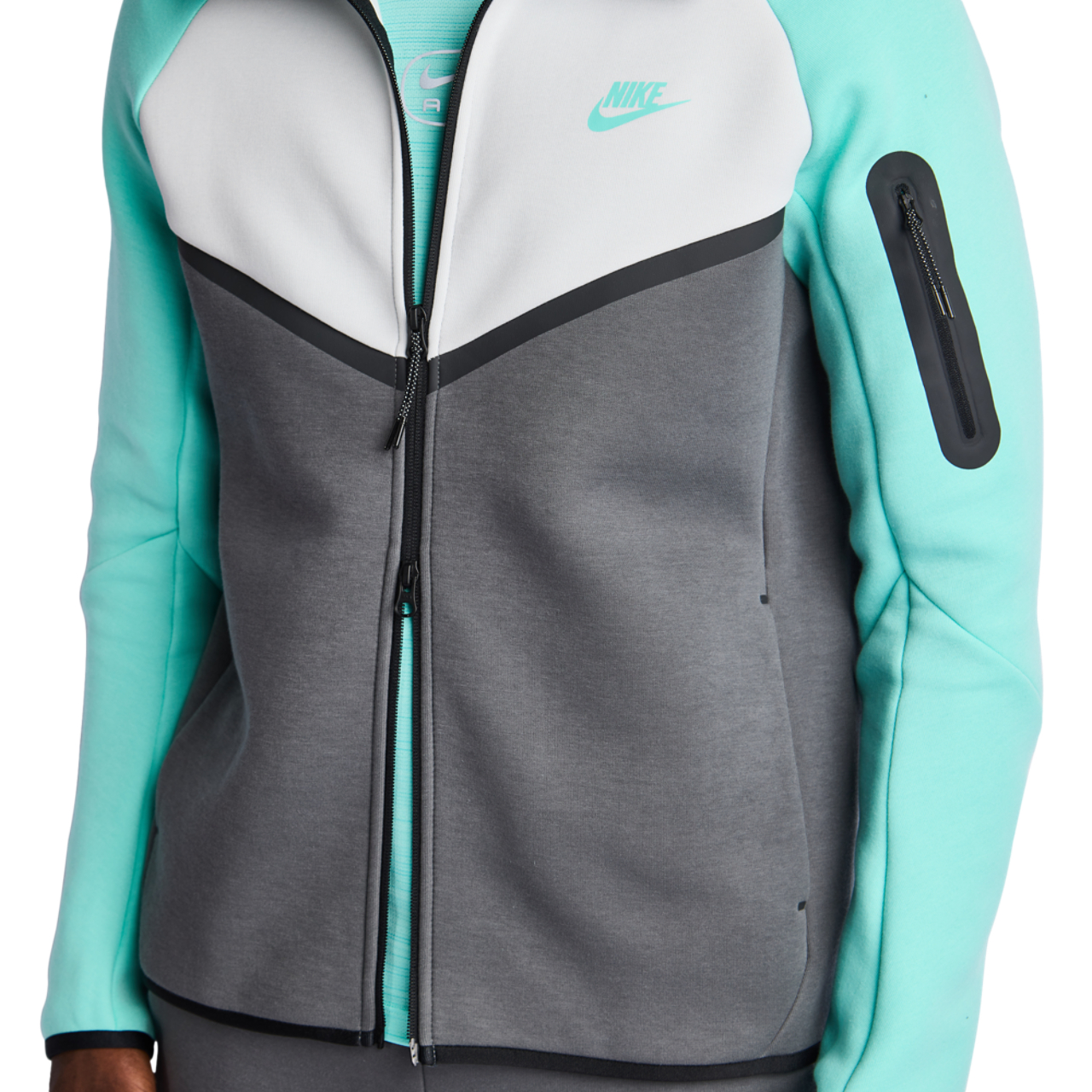 Nike Tech Fleece Image 5 sur 5. Appuyez pour ouvrir la galerie de photos.