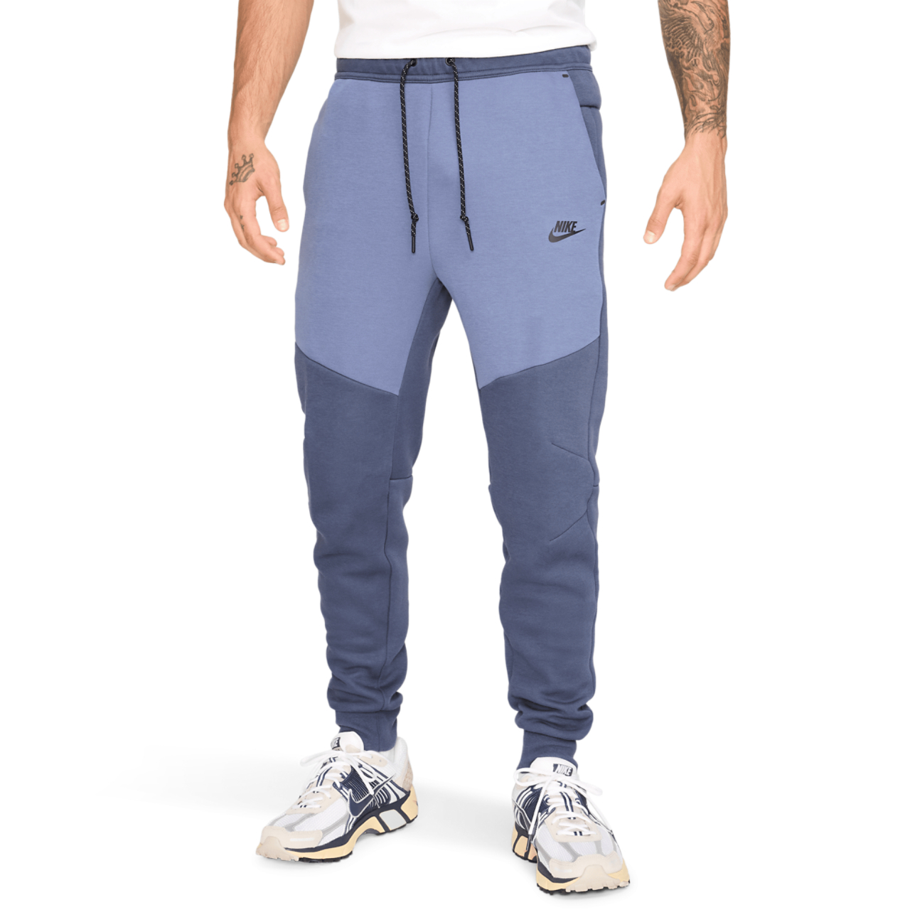 Nike Tech Fleece Image 1 of 5. Tap to open photo gallery.