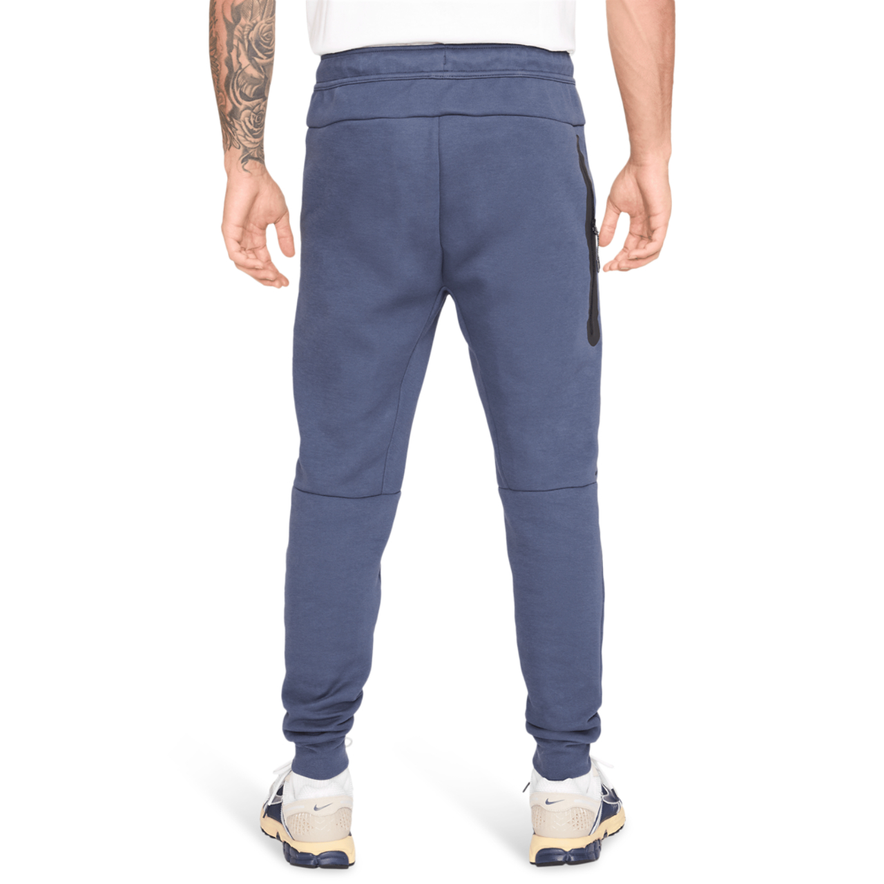 Nike Tech Fleece Image 2 of 5. Tap to open photo gallery.
