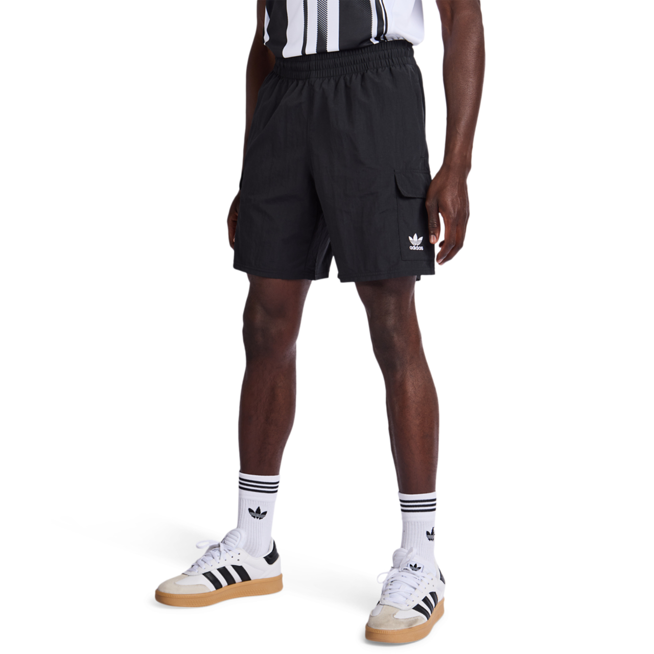 adidas Essential Afbeelding 1 van 4. Tik om de fotogalerij te openen..