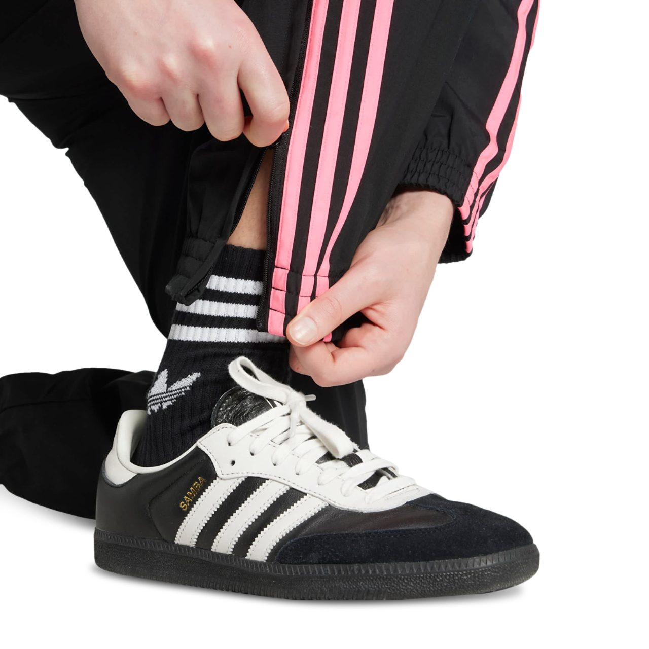 adidas Firebird Bild 4 von 4. Antippen, um die Fotogalerie zu öffnen.
