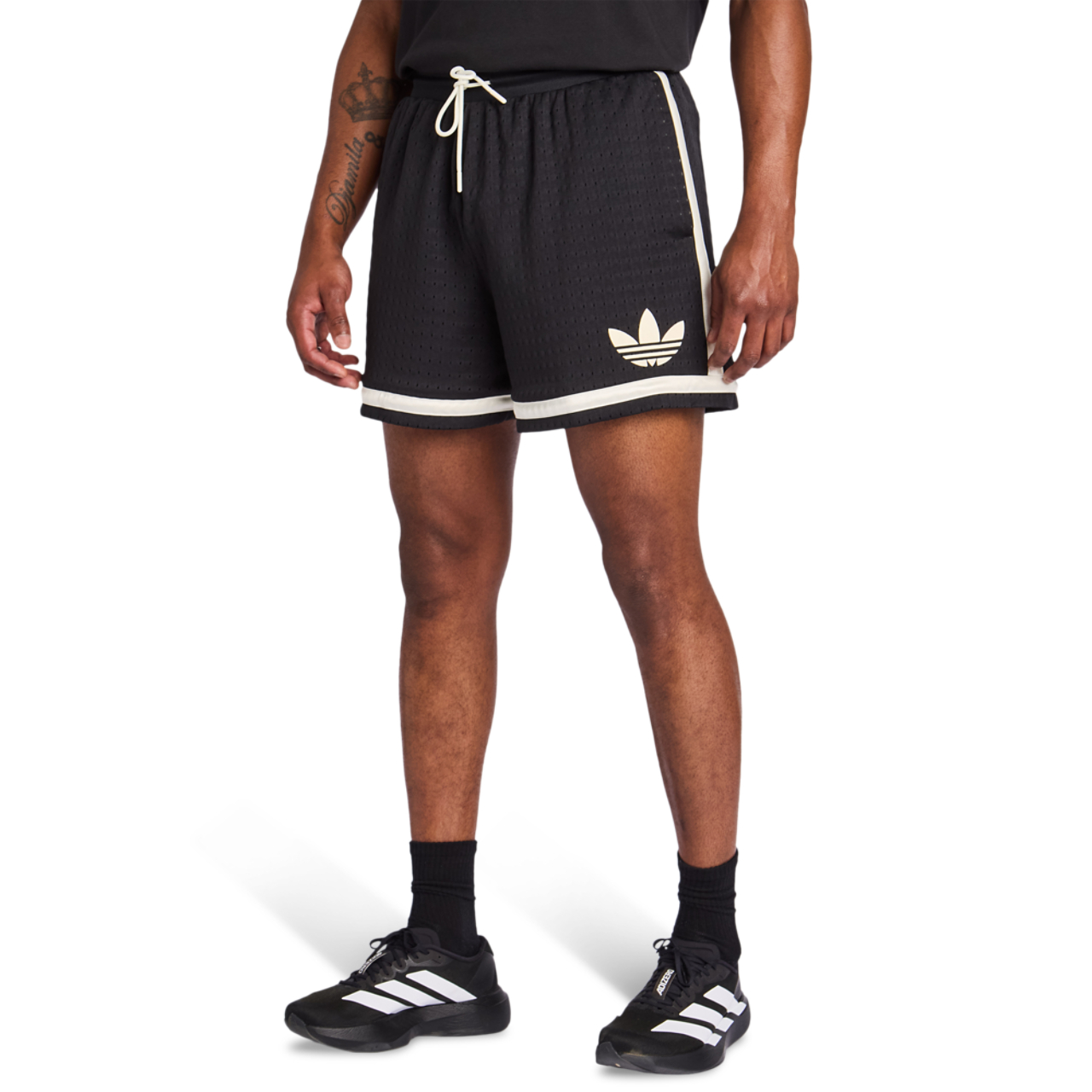 adidas Bball Immagine 1 di 5. Tocca per aprire la galleria fotografica.