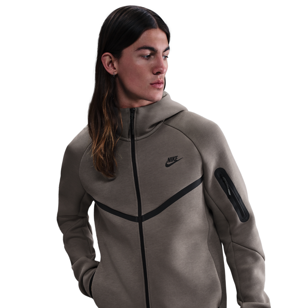 Nike Tech Fleece Image 1 of 5. Tap to open photo gallery.