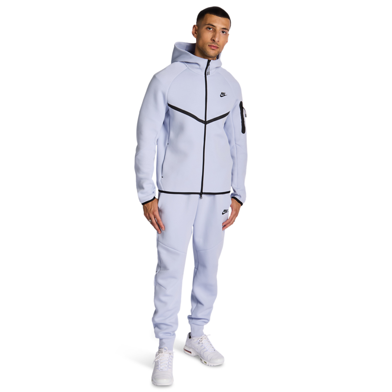 Nike Tech Fleece Image 2 of 7. Tap to open photo gallery.