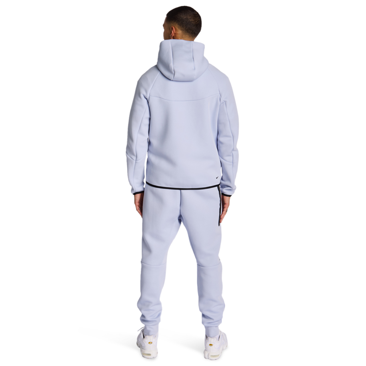 Nike Tech Fleece Image 3 of 7. Tap to open photo gallery.
