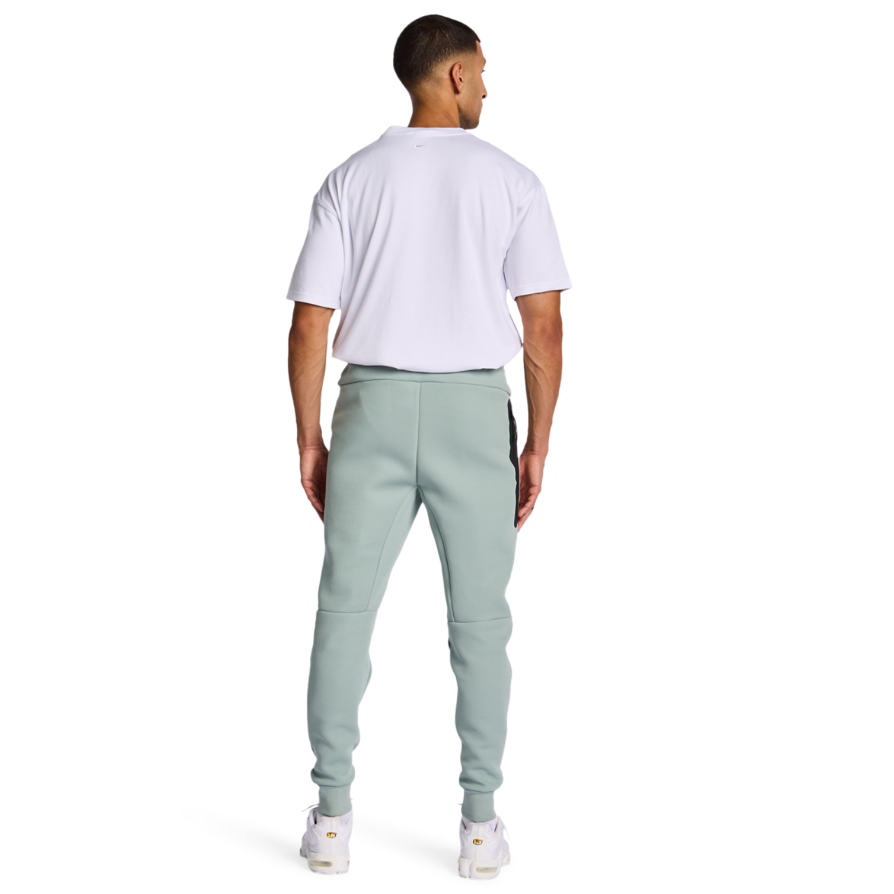 Nike Tech Fleece Afbeelding 3 van 6. Tik om de fotogalerij te openen..