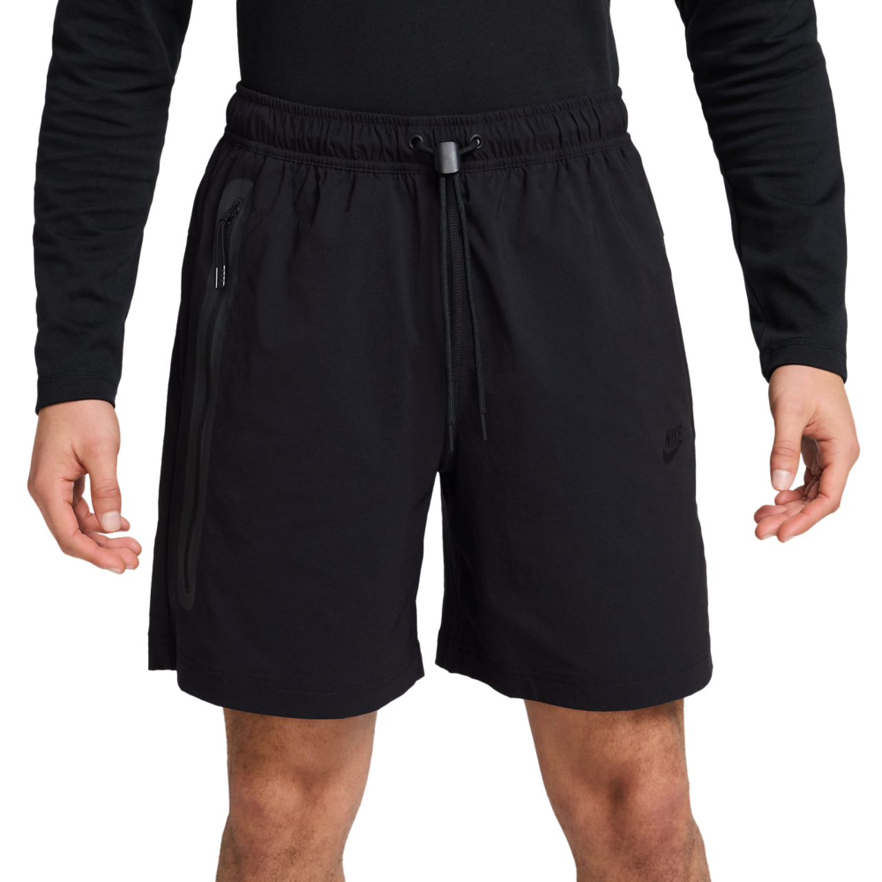 Nike Tech Woven Image 2 sur 5. Appuyez pour ouvrir la galerie de photos.