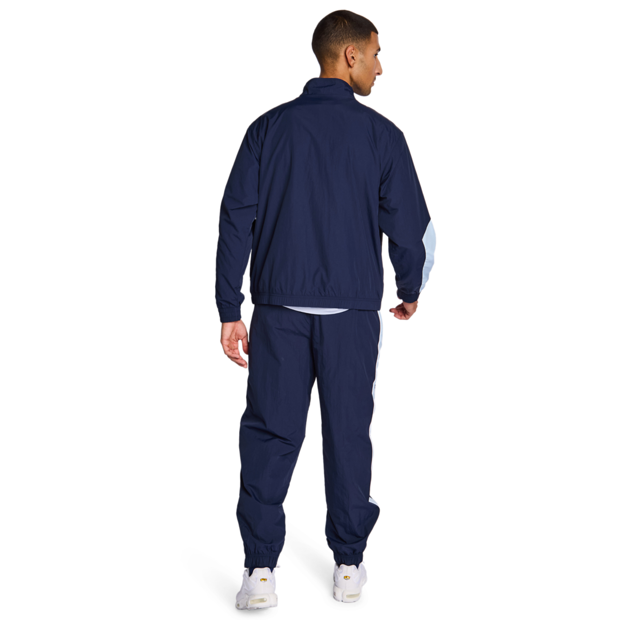 Nike Tuned Bild 3 von 7. Antippen, um die Fotogalerie zu öffnen.
