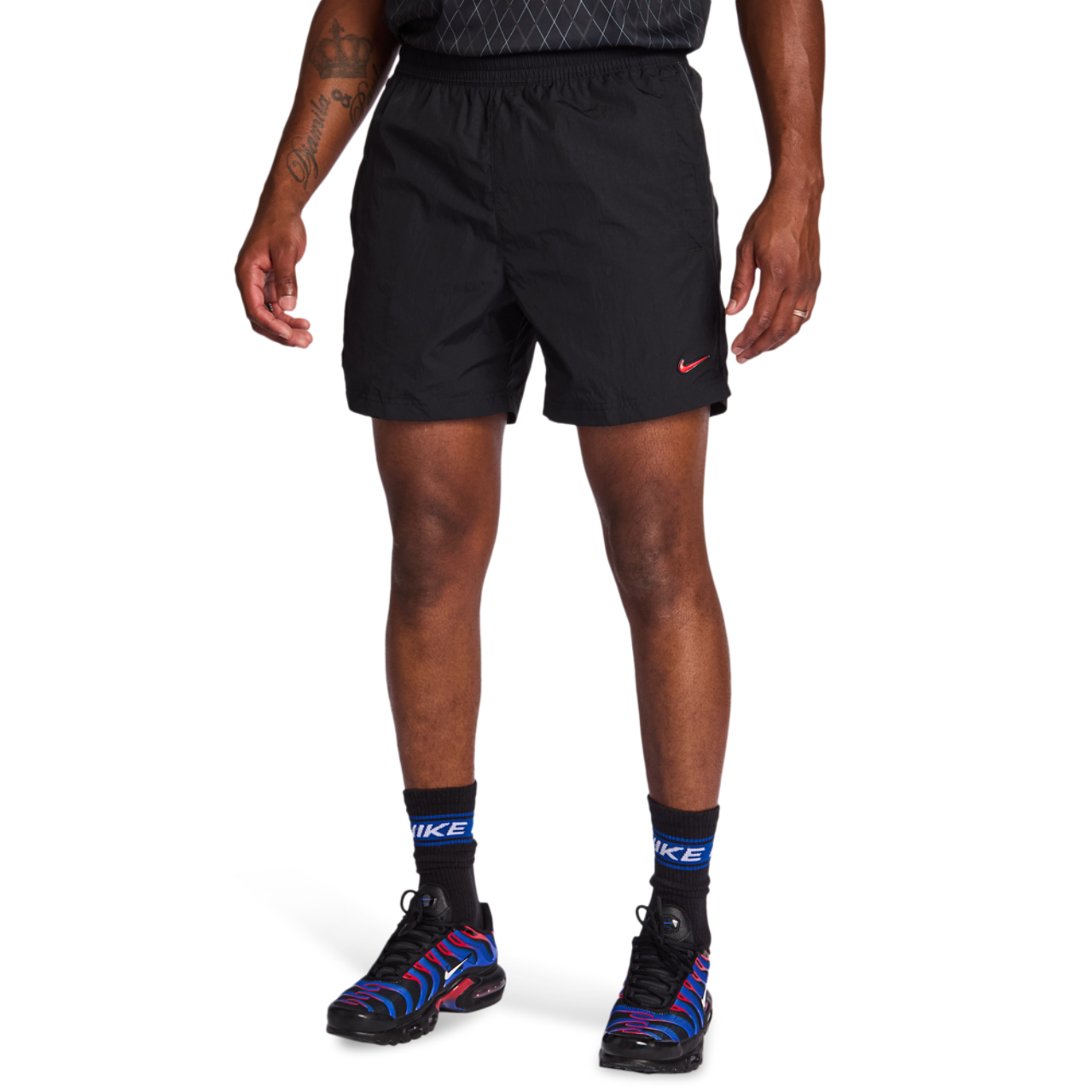 Nike Tuned Afbeelding 1 van 5. Tik om de fotogalerij te openen..