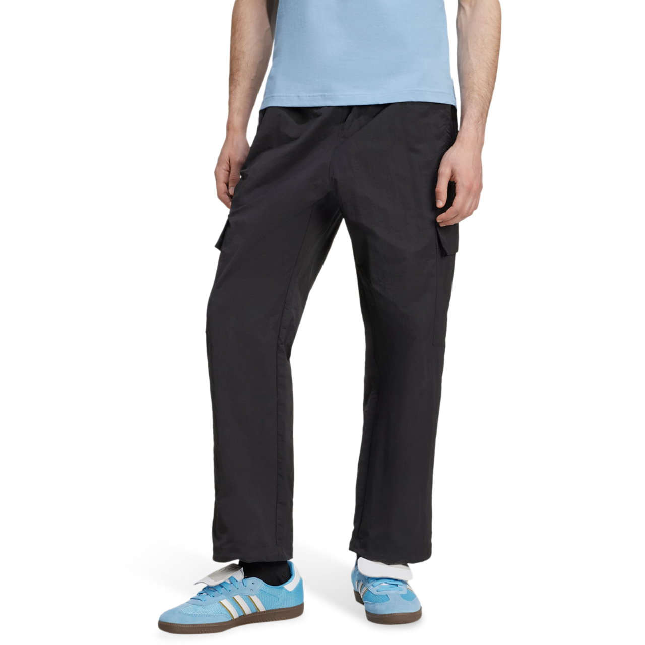 adidas Essentials Bild 1 von 4. Antippen, um die Fotogalerie zu öffnen.