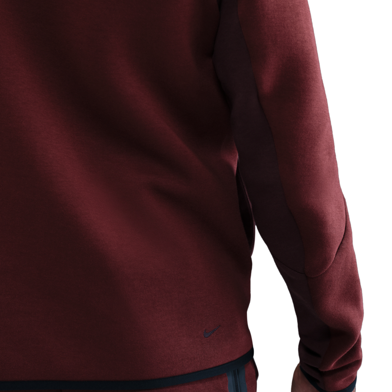 Nike Tech Fleece Immagine 2 di 5. Tocca per aprire la galleria fotografica.